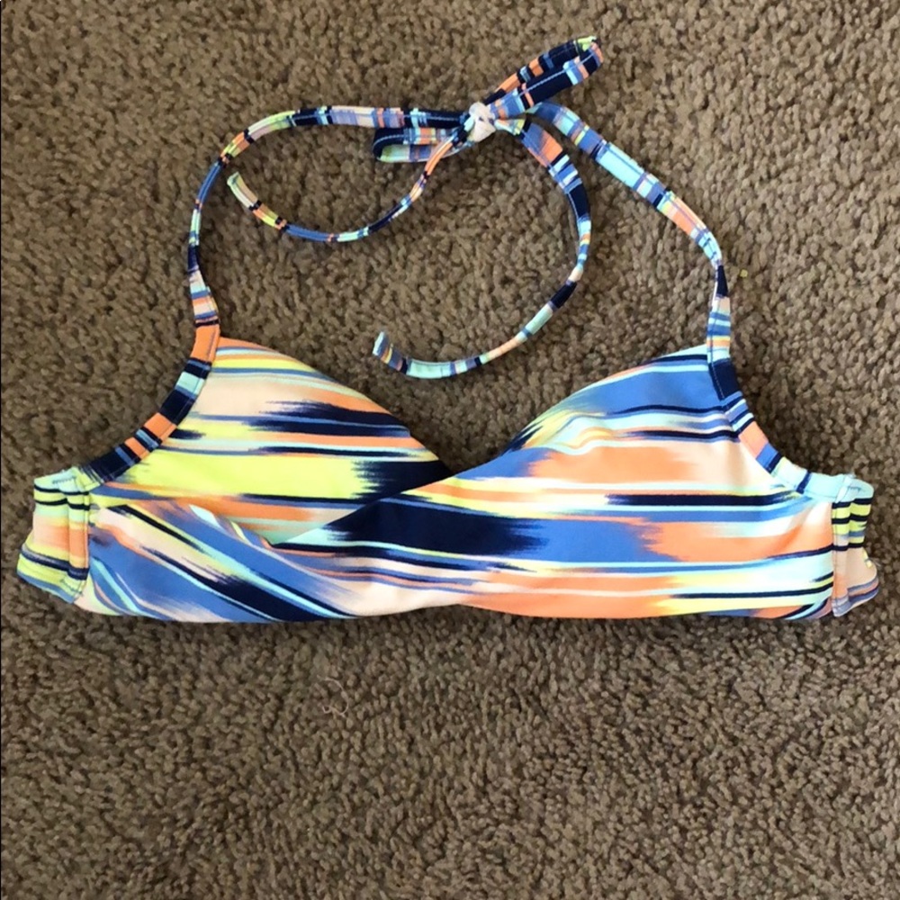 XS ROXY bandeau top